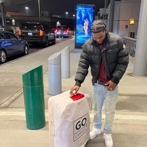 Meet your Posher, Jhon